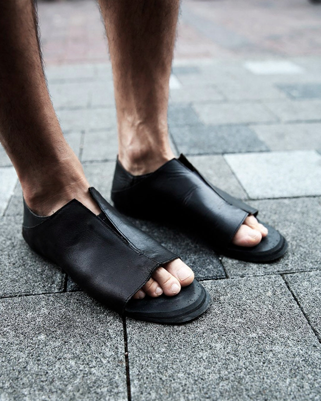 ♤♥ROMAN LEATHER SANDALS – Black Gravity