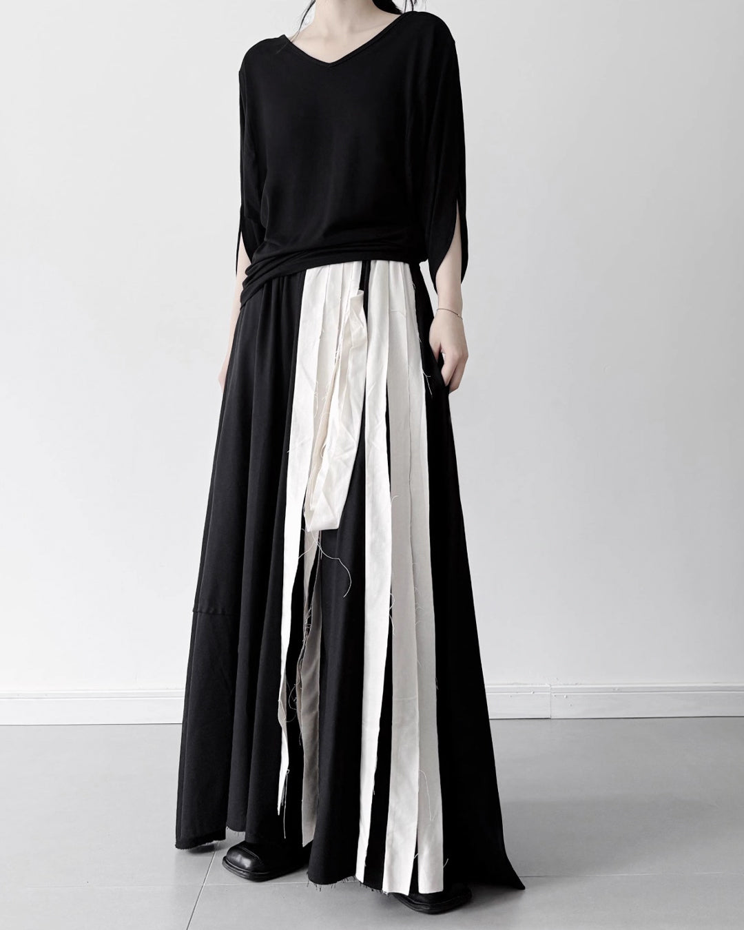 ♥RAW EDGE STRIP SKIRT