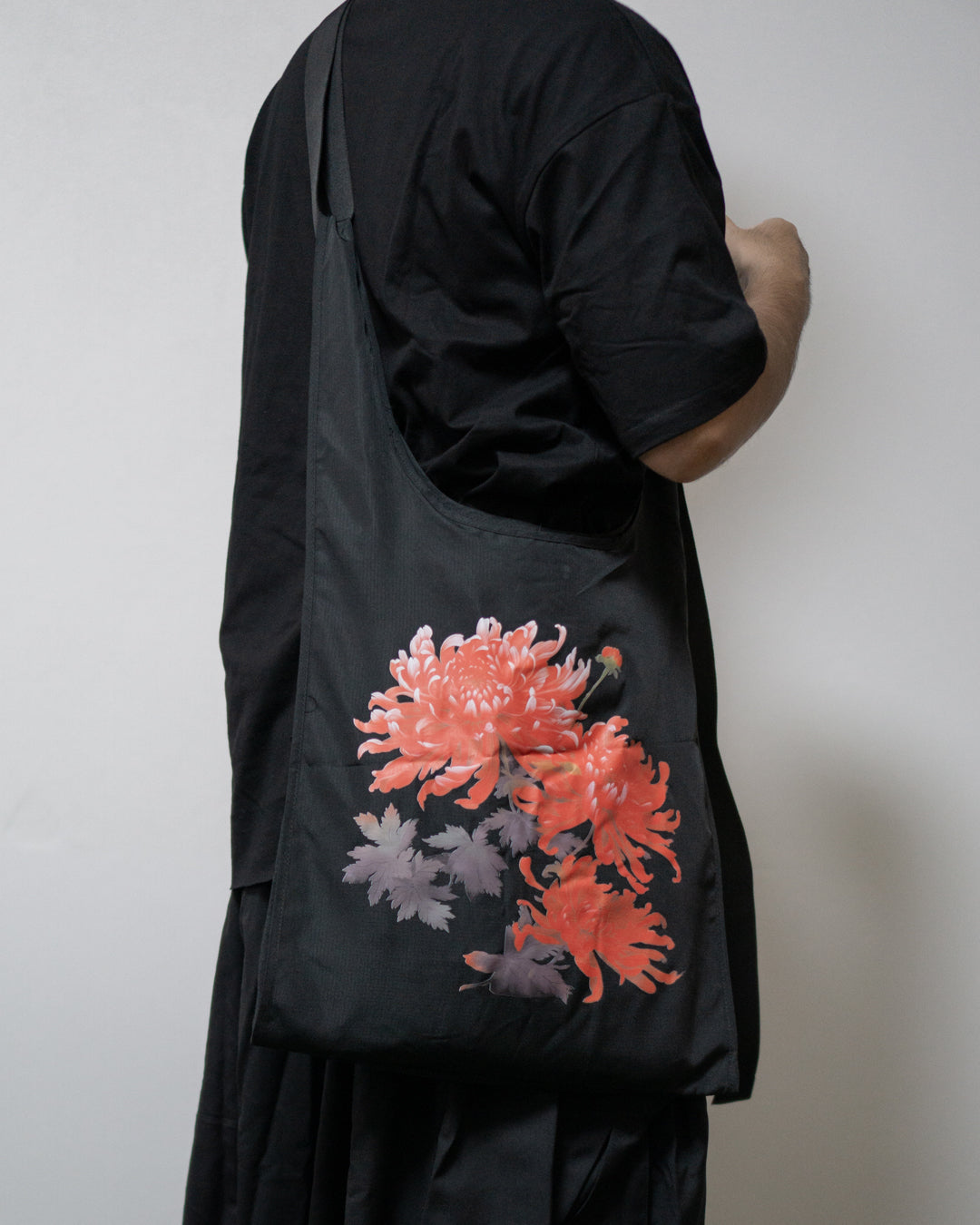 ♠♥RED CHRYSANTHEMUM TWO WAY MARCHE BAG