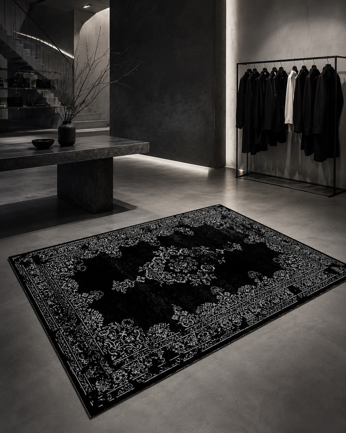 NOIR BAROQUE RUG