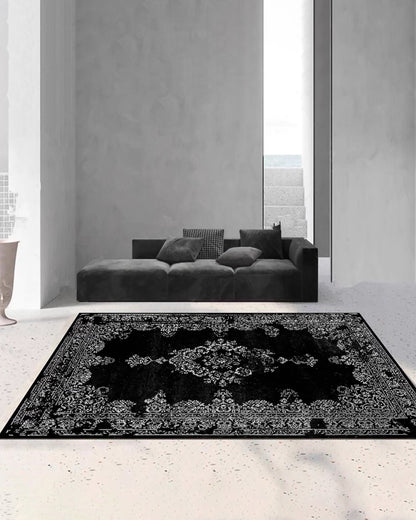 NOIR BAROQUE RUG