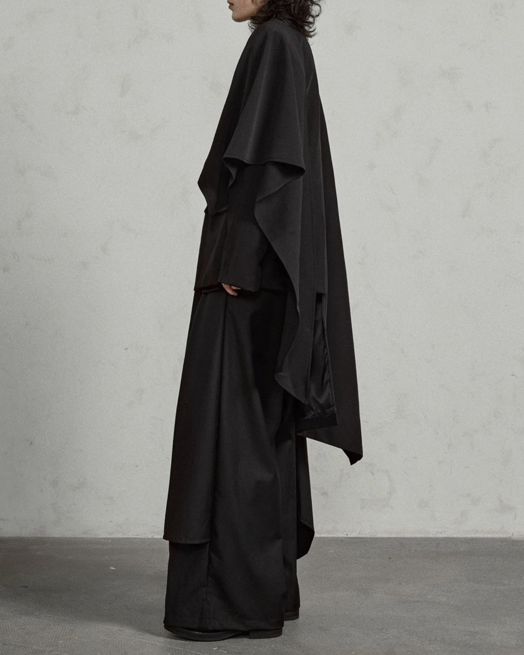 ♠ASYMMETRY MID-LENGTH CLOAK JACKET