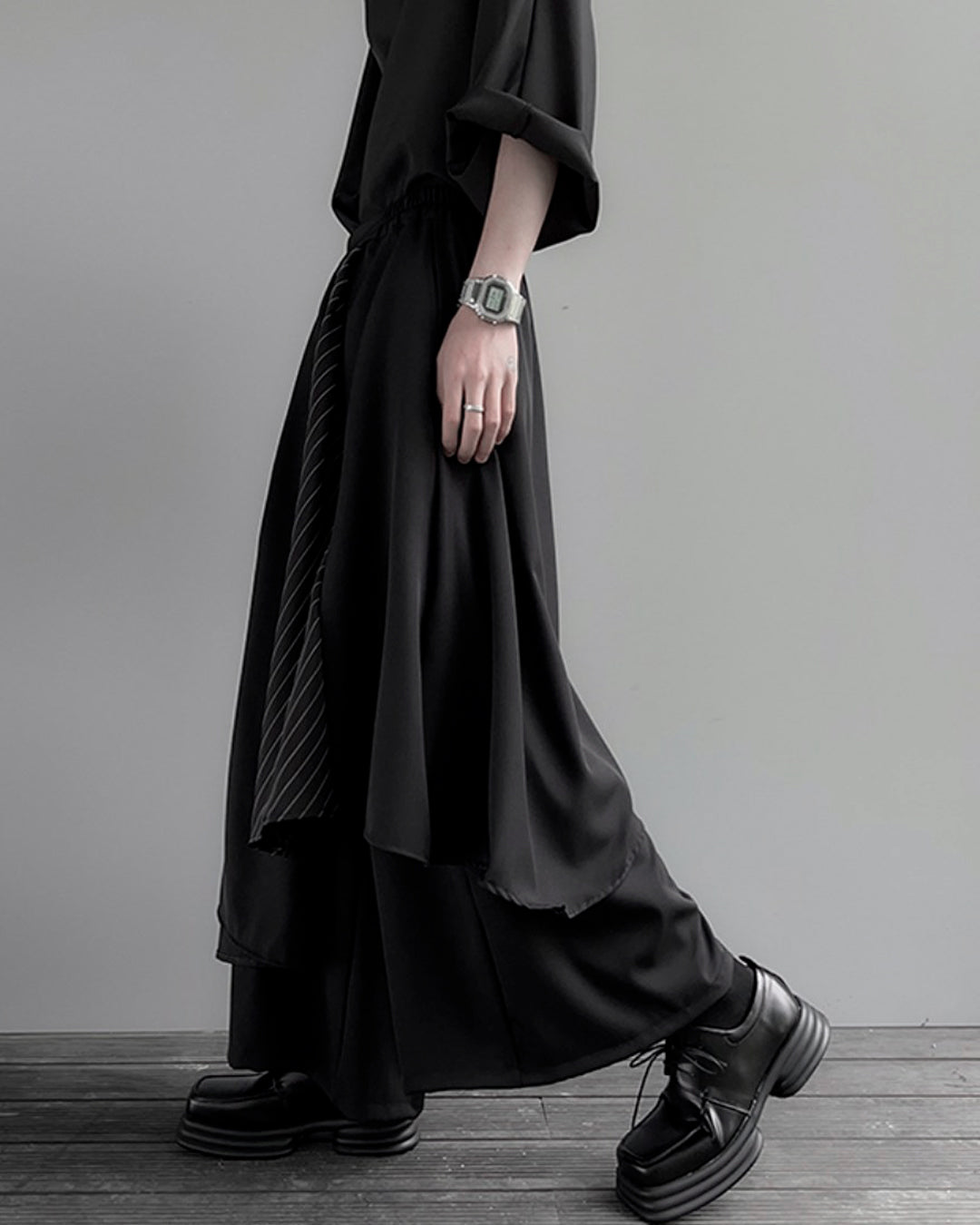 ♤DESIGN WIDE PANTS – Black Gravity