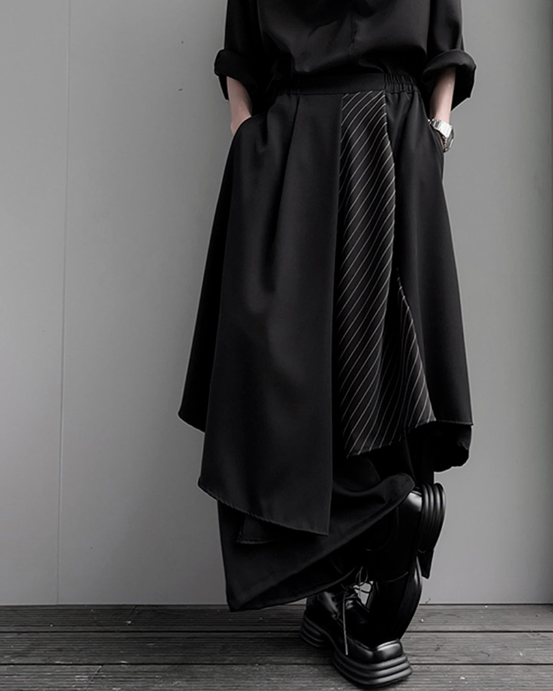 ♤DESIGN WIDE PANTS – Black Gravity