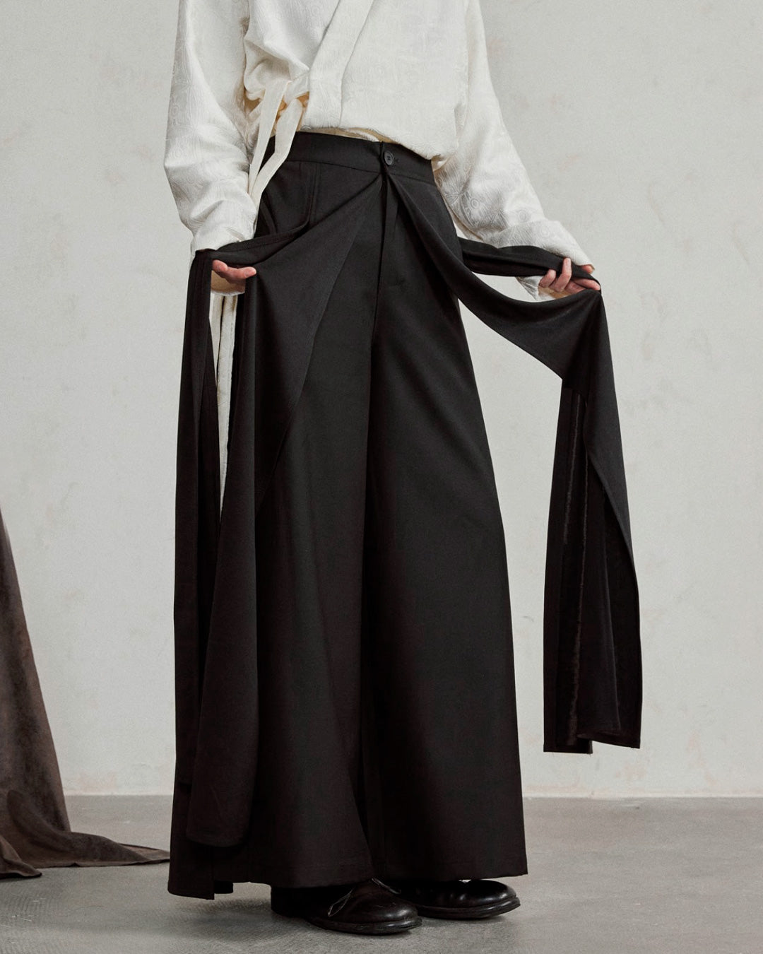 ♠MULTI PANEL LAYERED WIDE PANTS