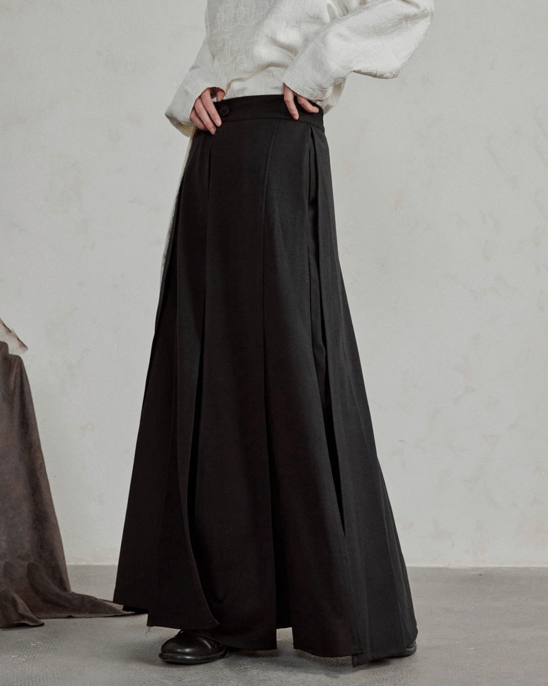 ♠MULTI PANEL LAYERED WIDE PANTS