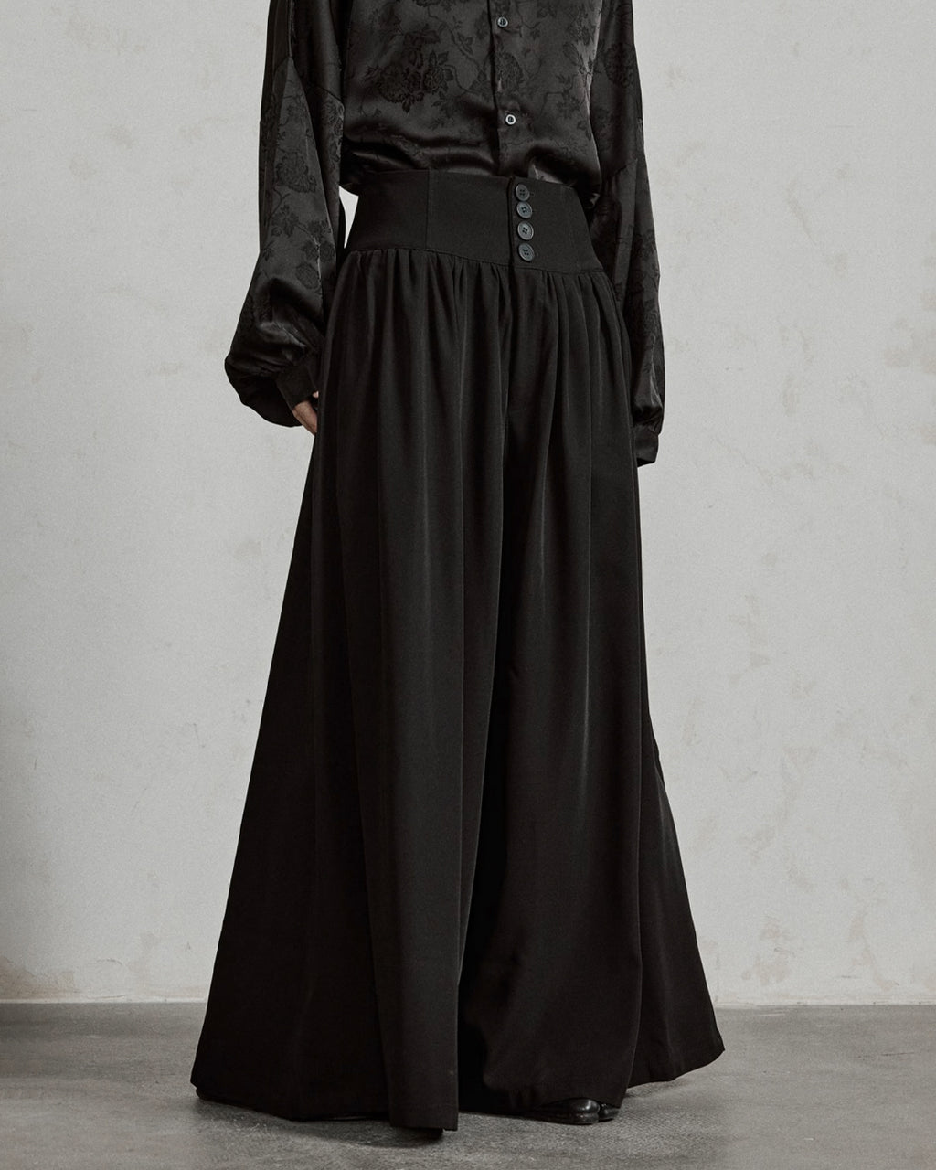 ♠MULTI TUCKS WAIDE PANTS