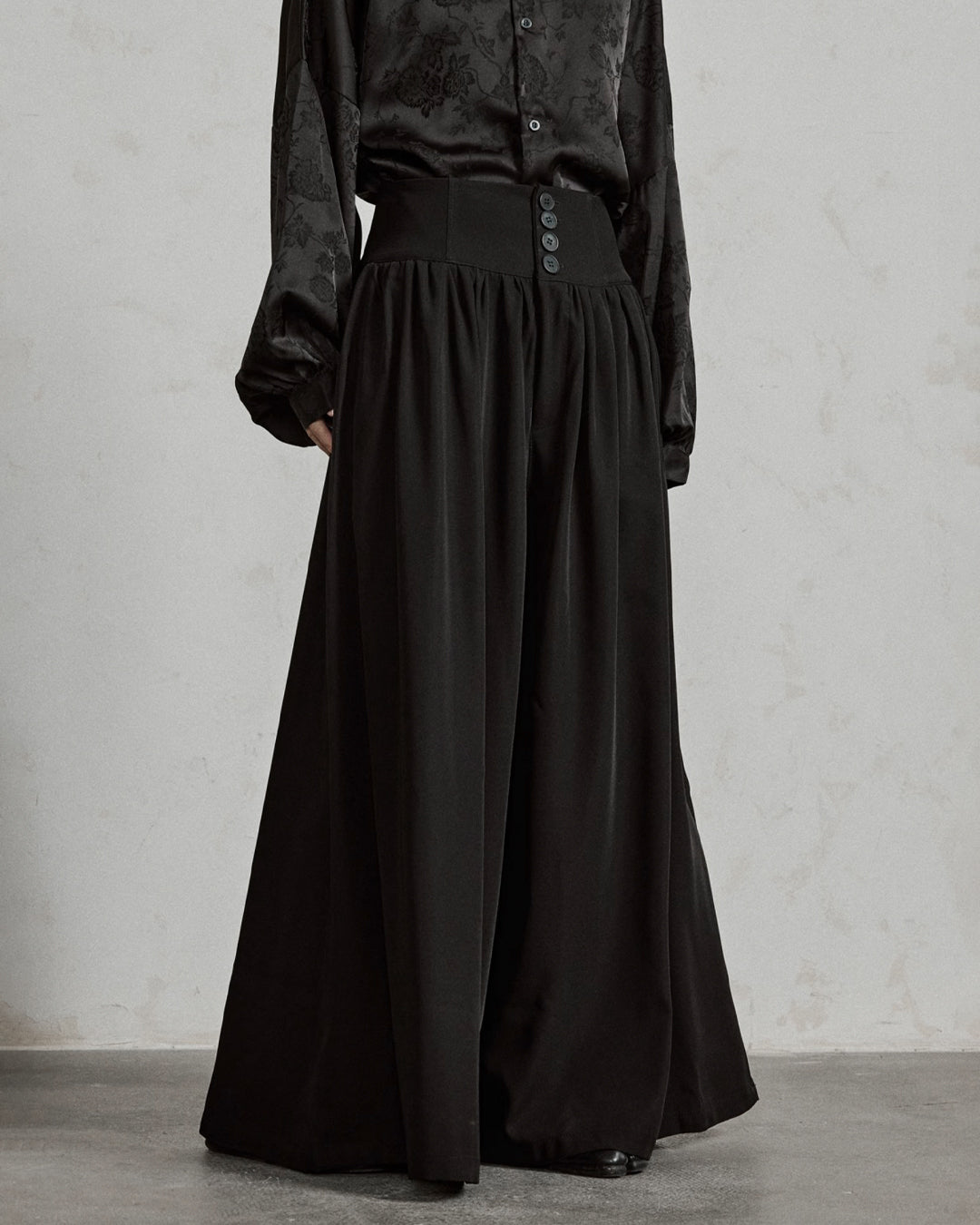 ♠MULTI TUCKS WAIDE PANTS