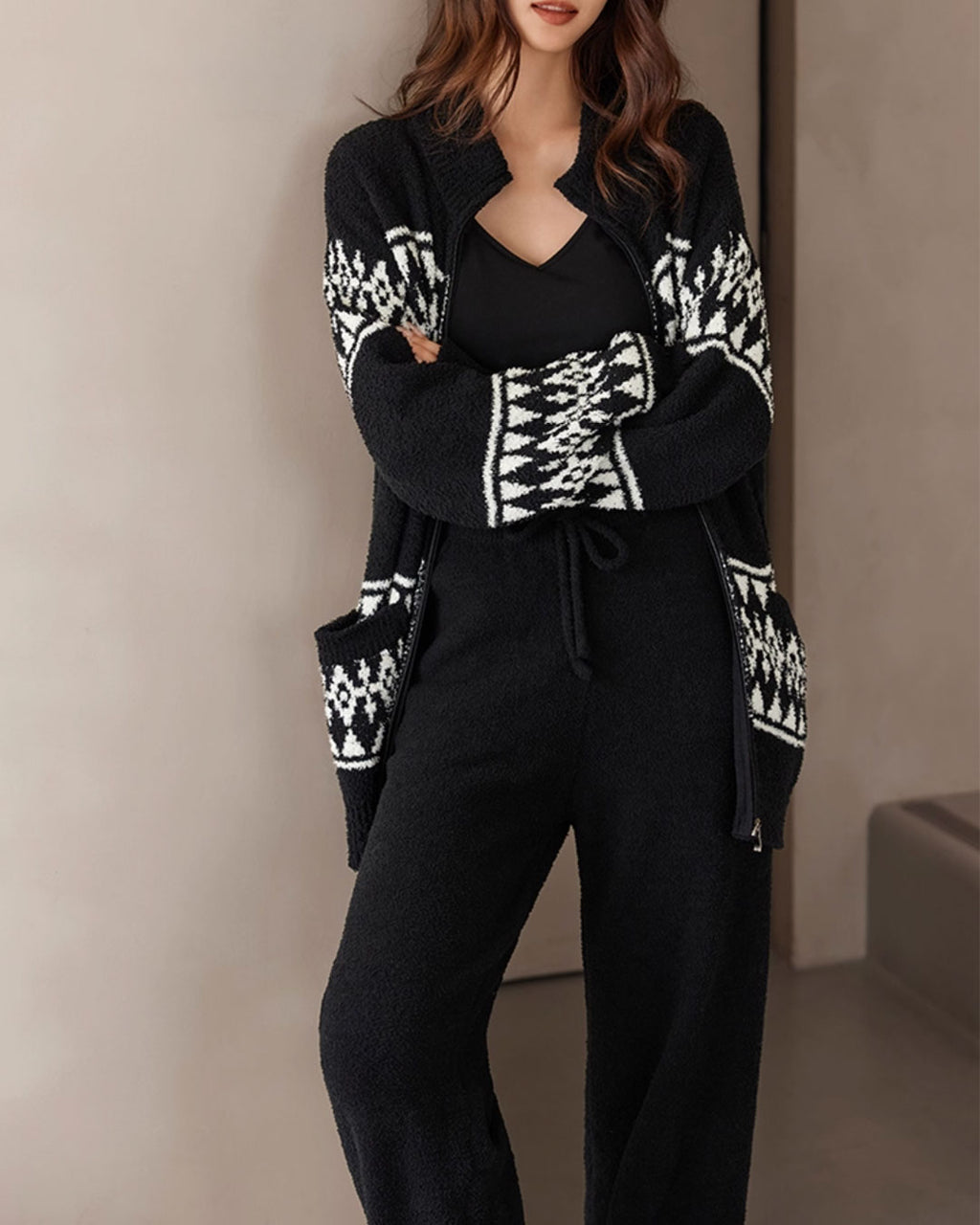 ♠♥NORDIC PATTERN BLACK FLEECE SETUP