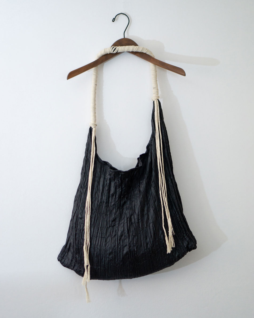 ♠♥ROPE TWIST WRINKLE TOTE