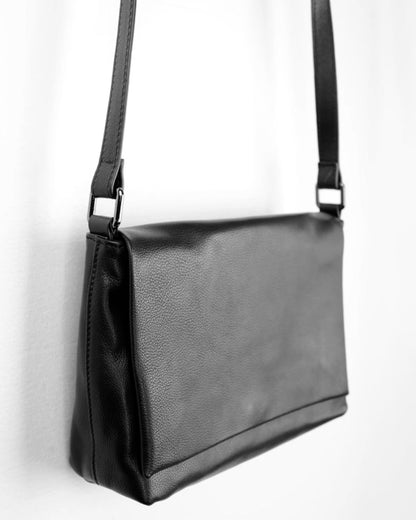 ♠♥LEATHER FLAP SHOULDER BAG