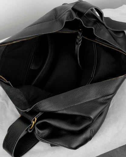 ♠♥LEATHER SCRUNCHED SHOULDER BAG