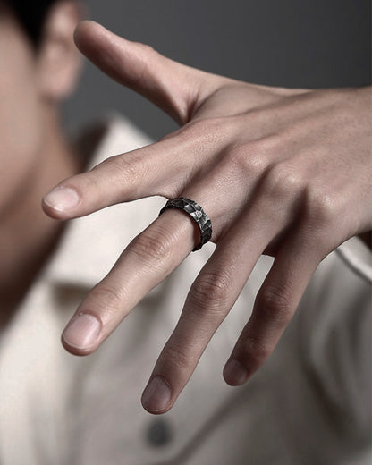 ♠♥HAMMERING RING