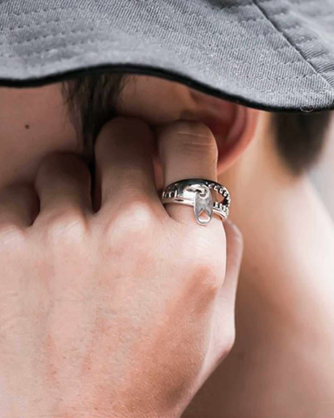 ♠♥ZIPPER RING