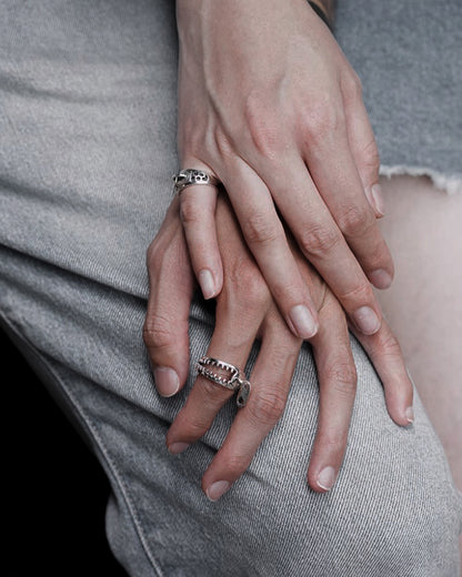 ♠♥ZIPPER RING