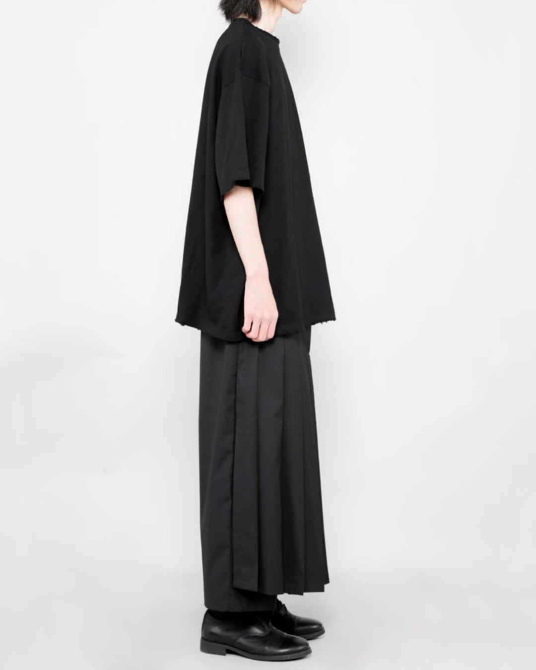 ♠♥ ONE SIDE PLEATS WIDE PANTS