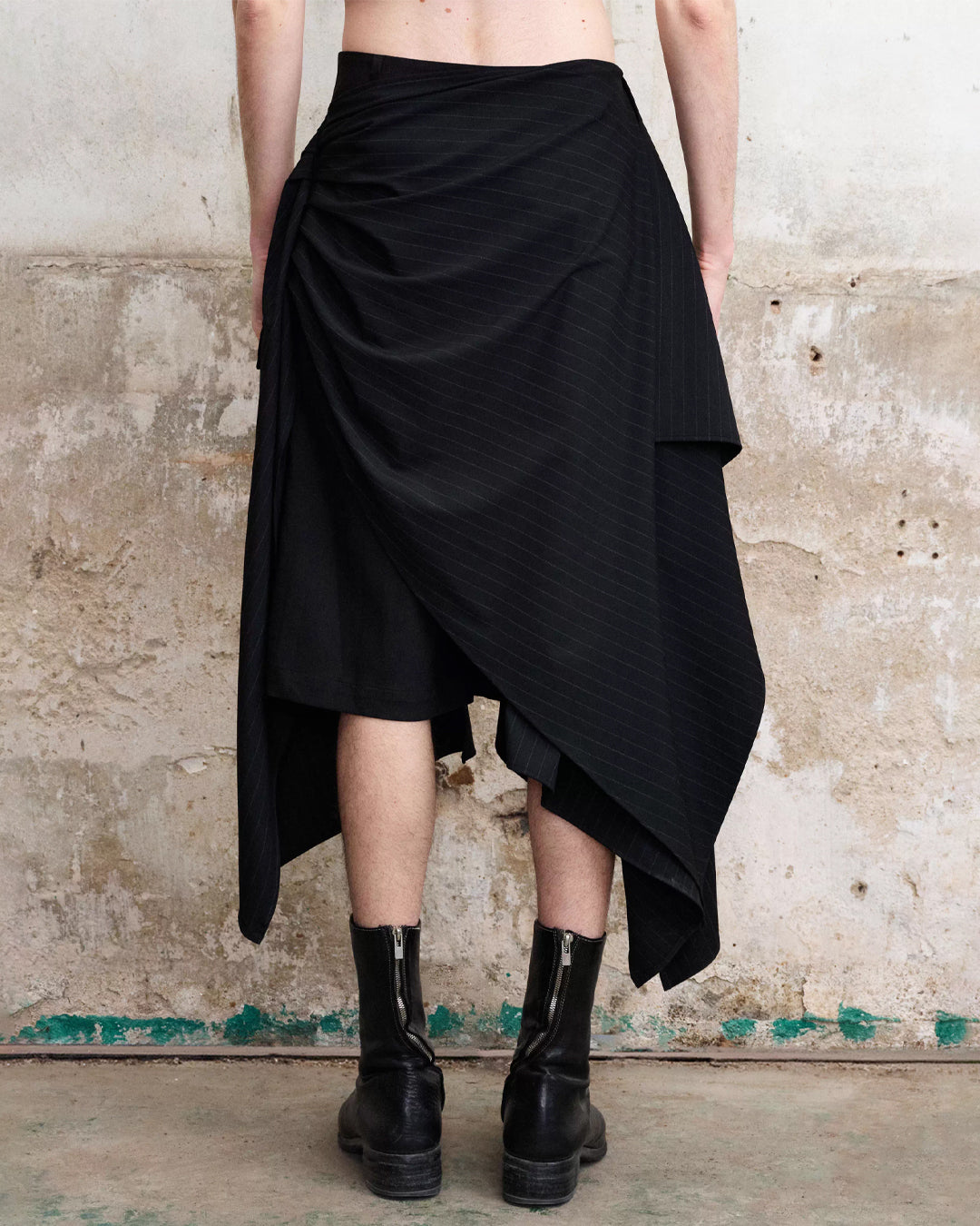 ♠♥ DRAPE PANEL SHORTS