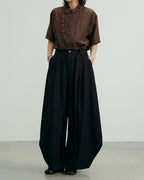 ♠♥ CURVED WIDE TUCK PANTS