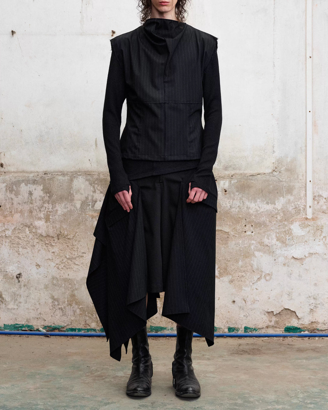 ♠♥ DRAPE PANEL SHORTS