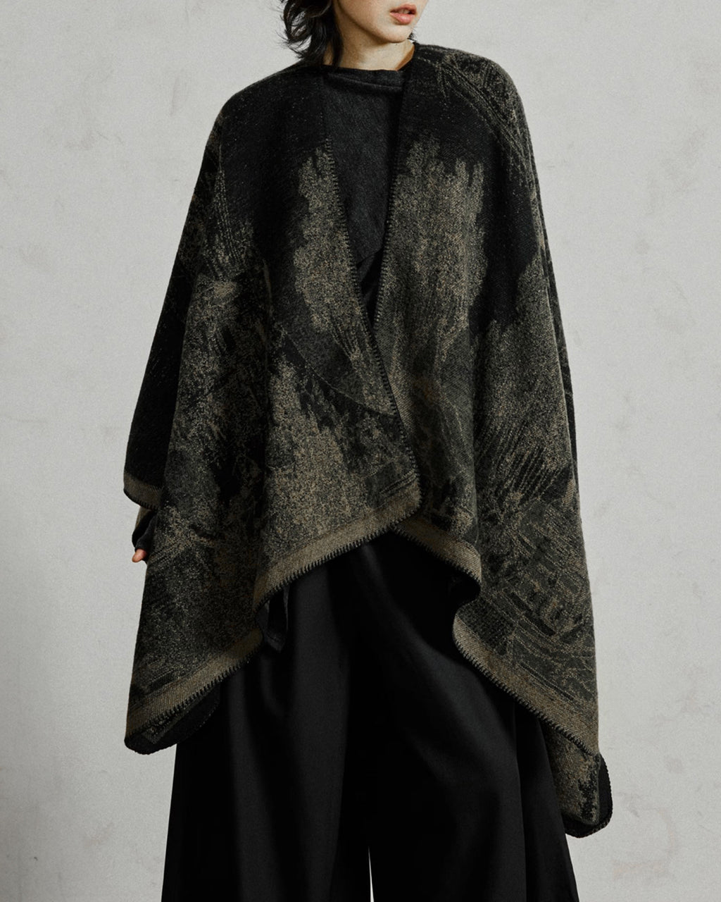 ♠♥REVERSIBLE NATURE PRINT STOLE