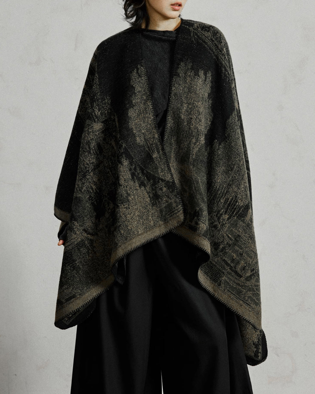 ♠♥REVERSIBLE NATURE PRINT STOLE