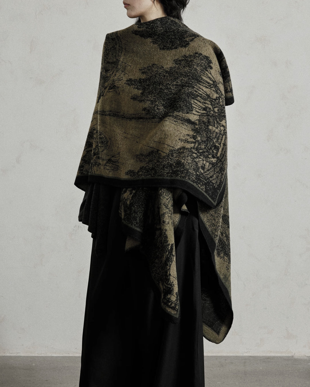 ♠♥REVERSIBLE NATURE PRINT STOLE