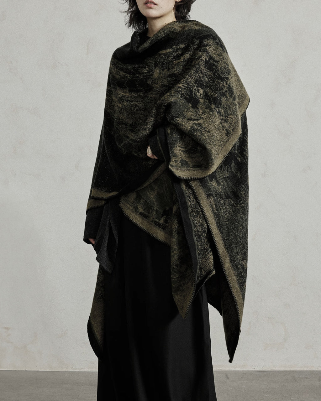 ♠♥REVERSIBLE NATURE PRINT STOLE