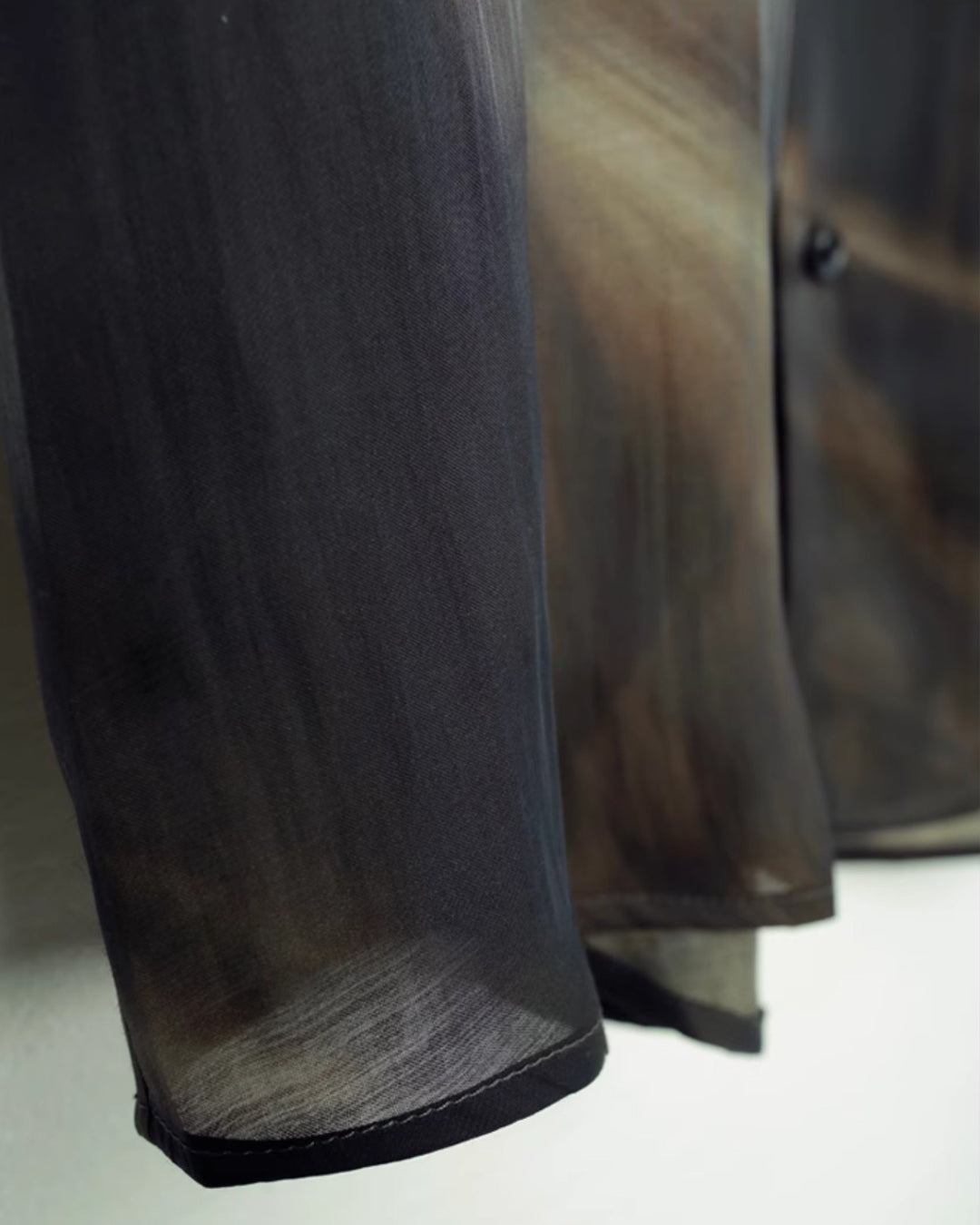 ♠♥SILK-LIKE AIRY GRADATION SHIRT
