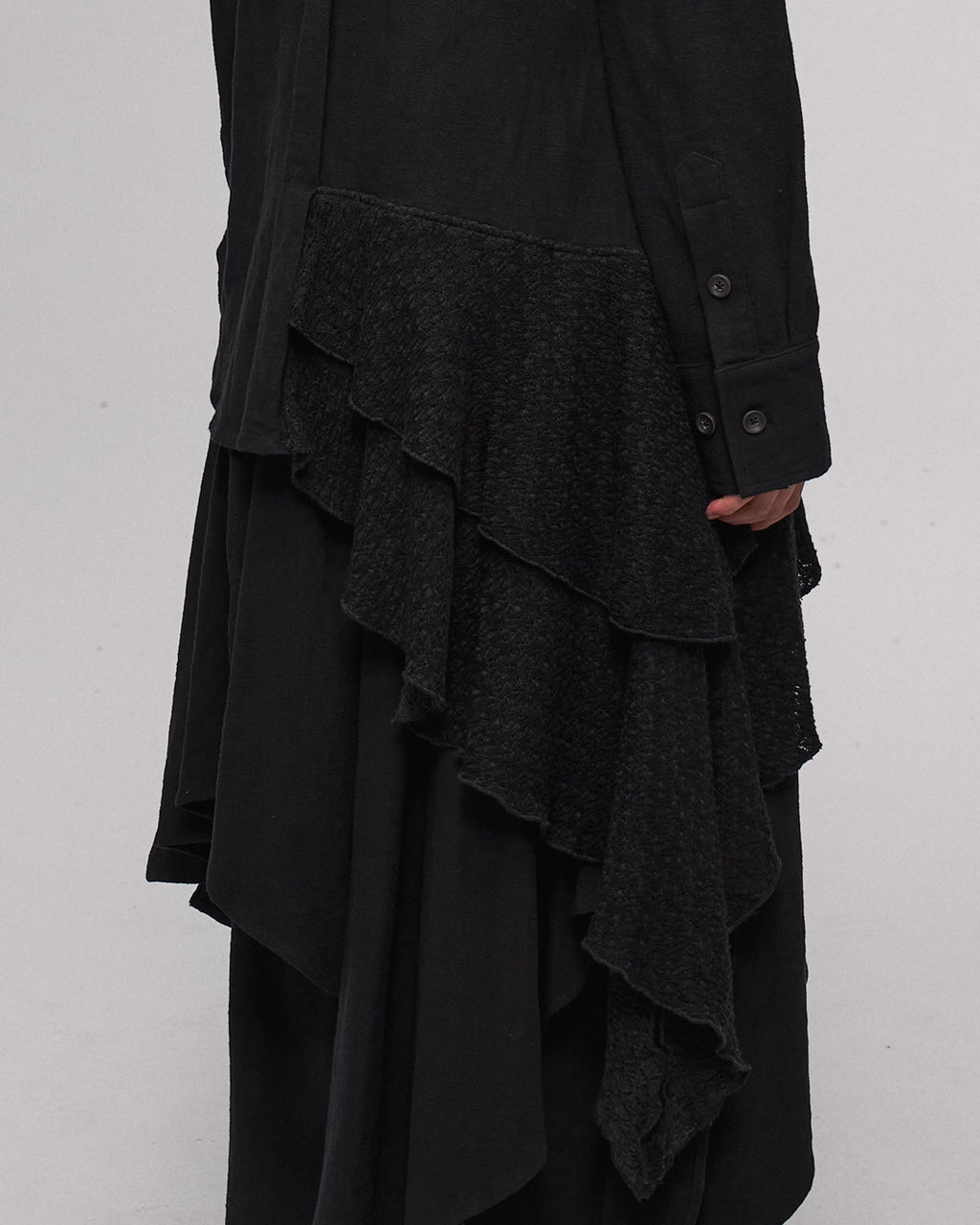 ♠♥ASYMMETRIC RUFFLE LAYERED SHIRT