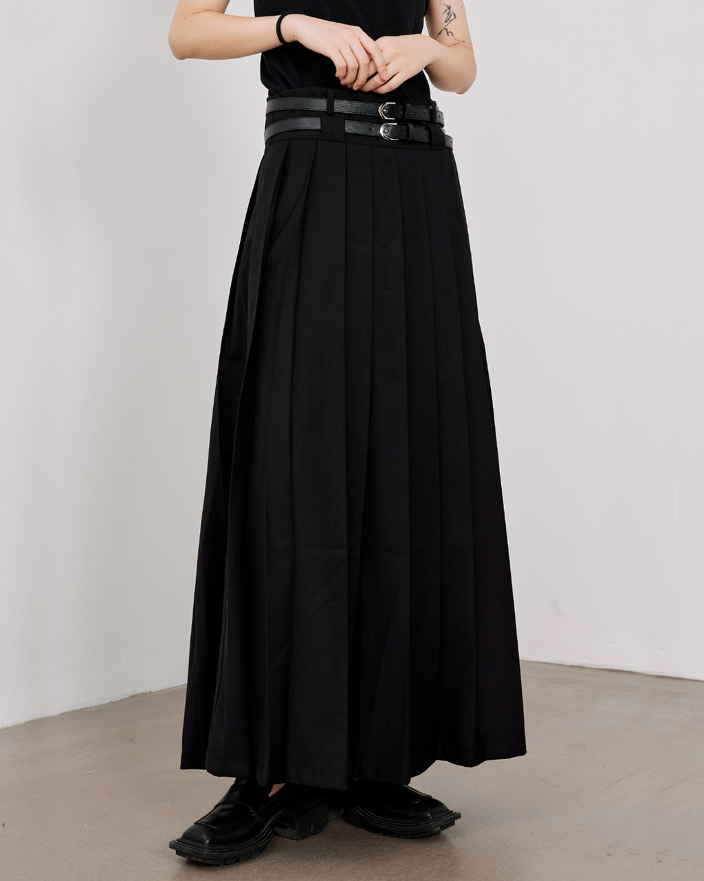 ♠♥DOUBLE BELT PLEATS SKIRT