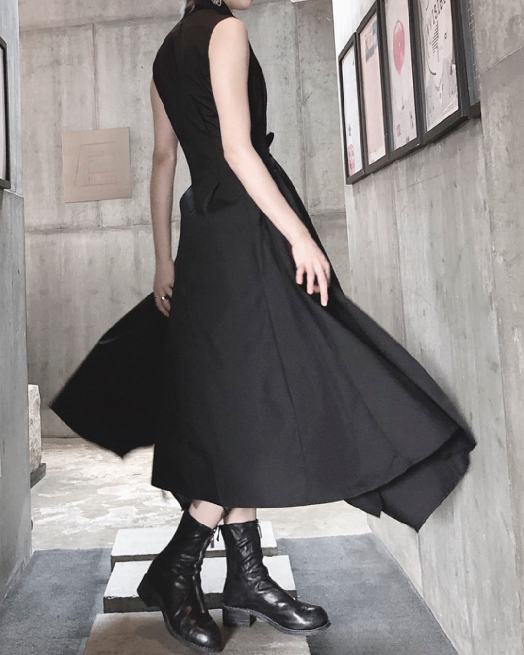 ♥IRREGULAR HEM SLEEVELESS DRESS