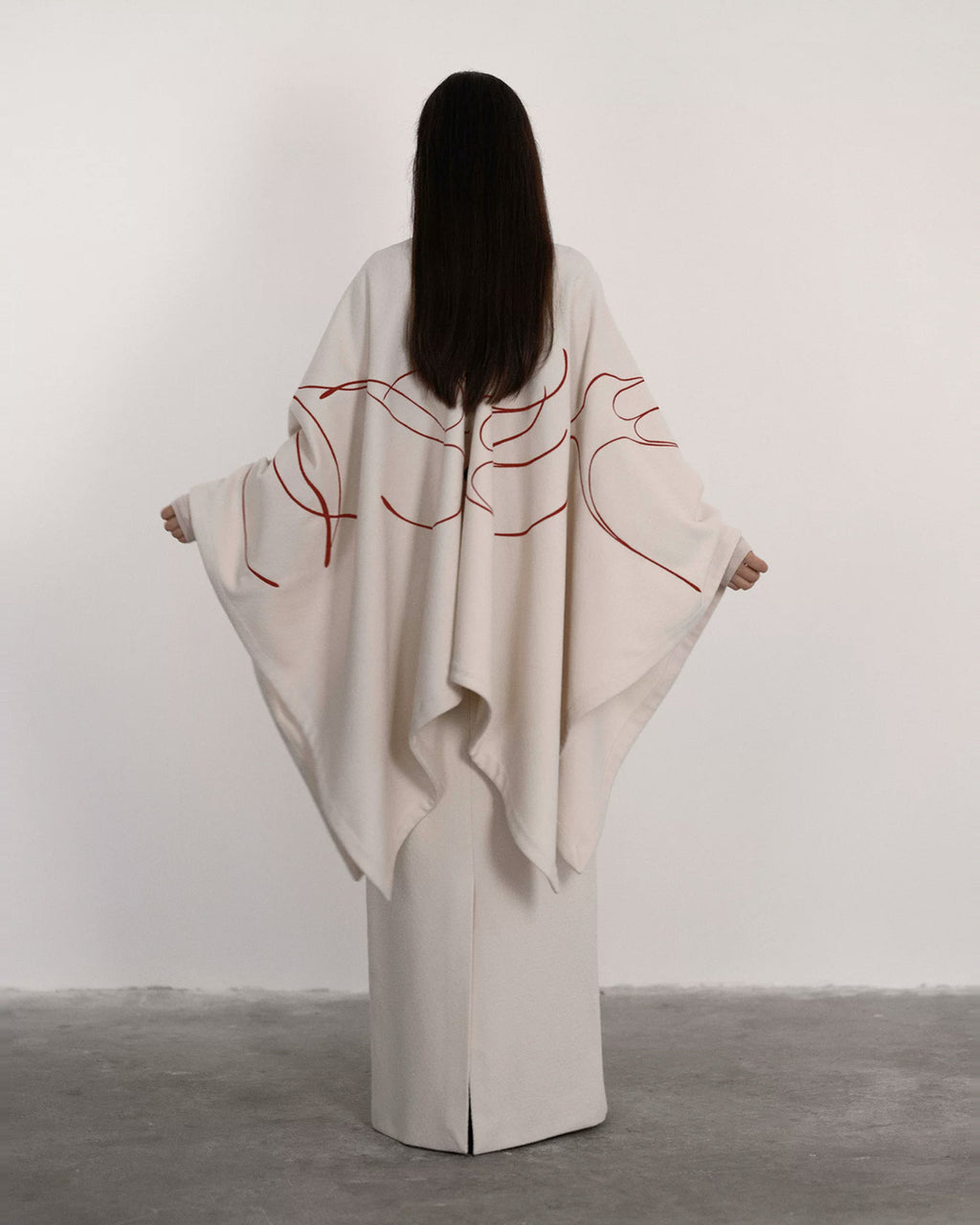 ♥SWALLOW EMBROIDERED MULTI-WAY CAPE