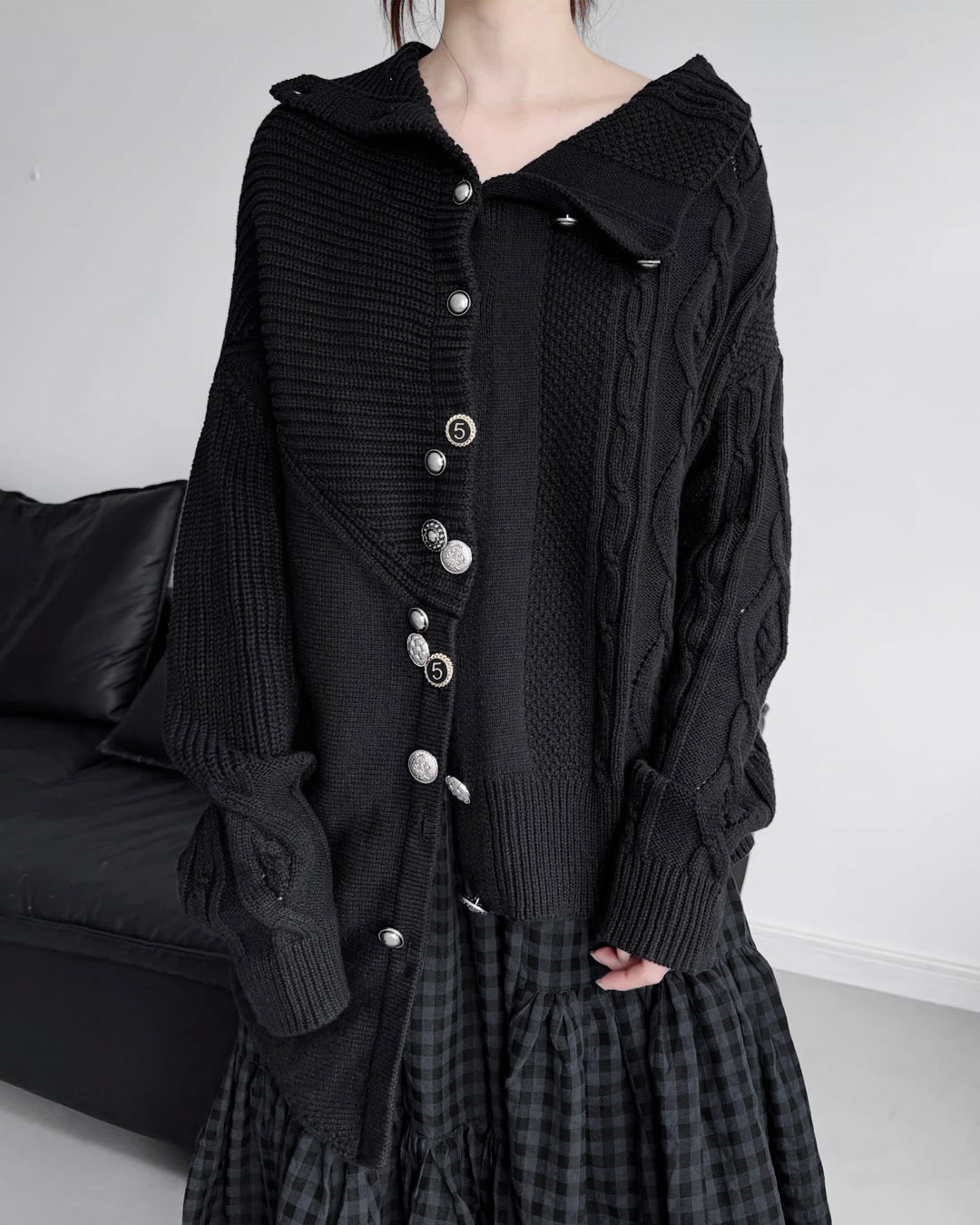 ♥ASYMMETRIC TEXTURE MIX KNIT CARDIGAN – Black Gravity