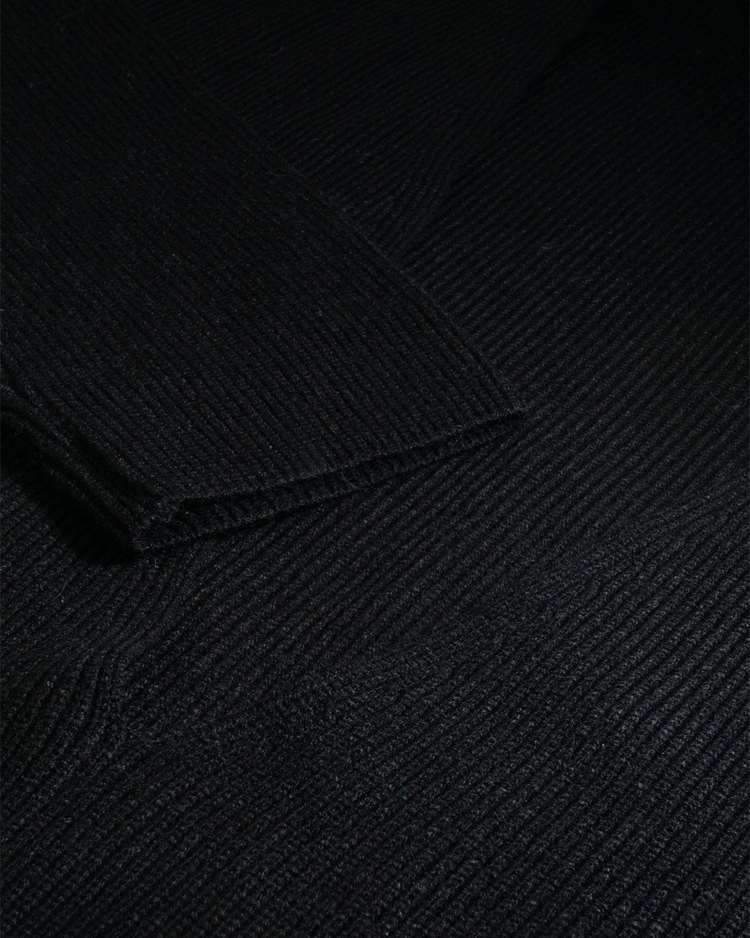 ♥DEEP V-NECK OVERSIZED SWEATER