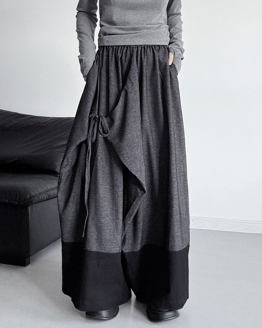 ♥TWO-TONE WIDE DRAPE PANTS