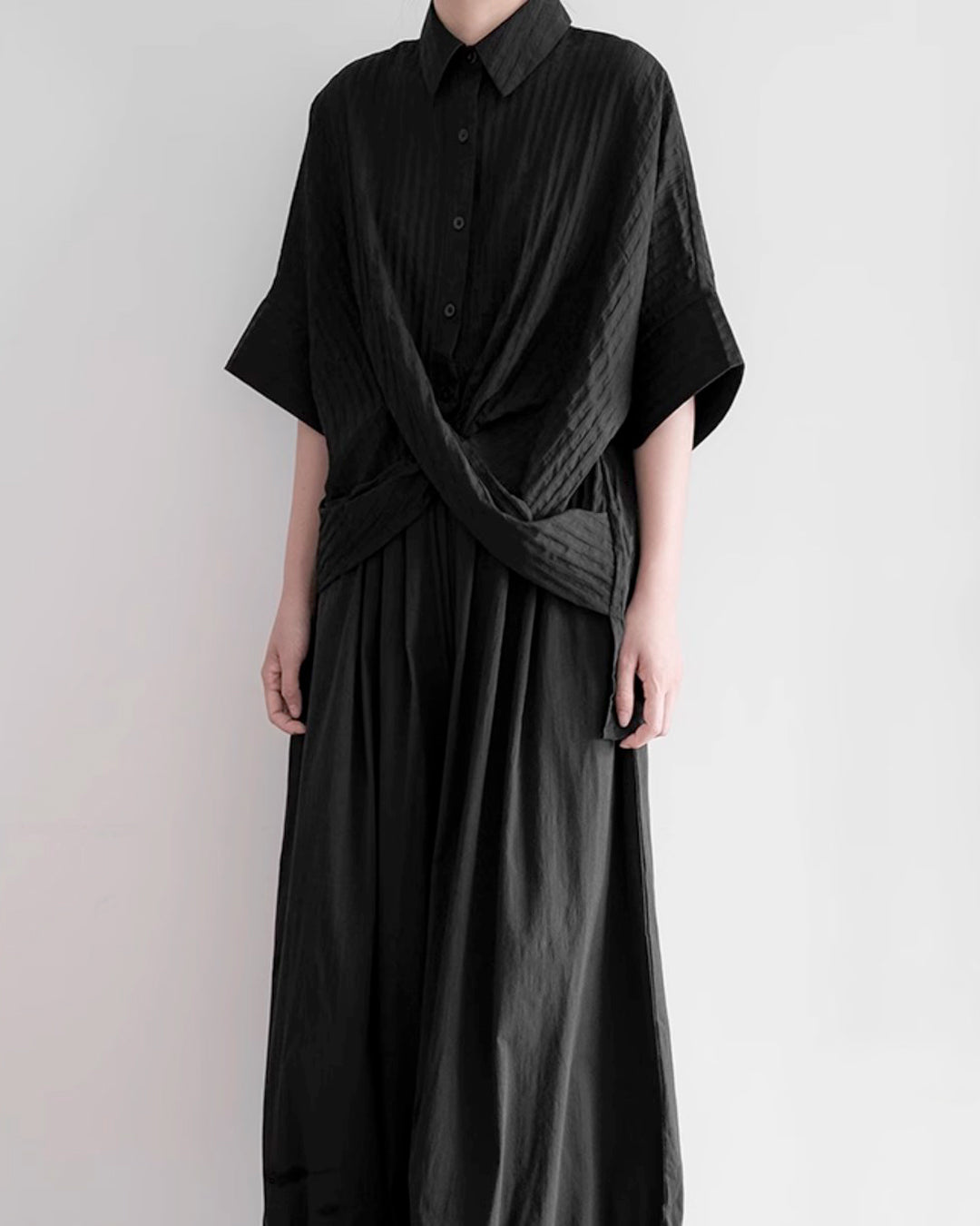 ♥CROSS HEM SHIRT