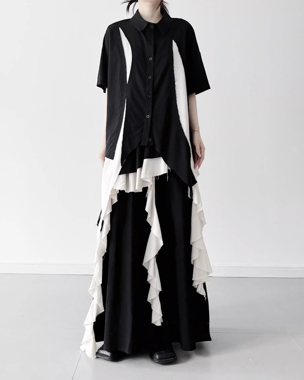 ♥RAW EDGE DRAPE PANEL SHIRT