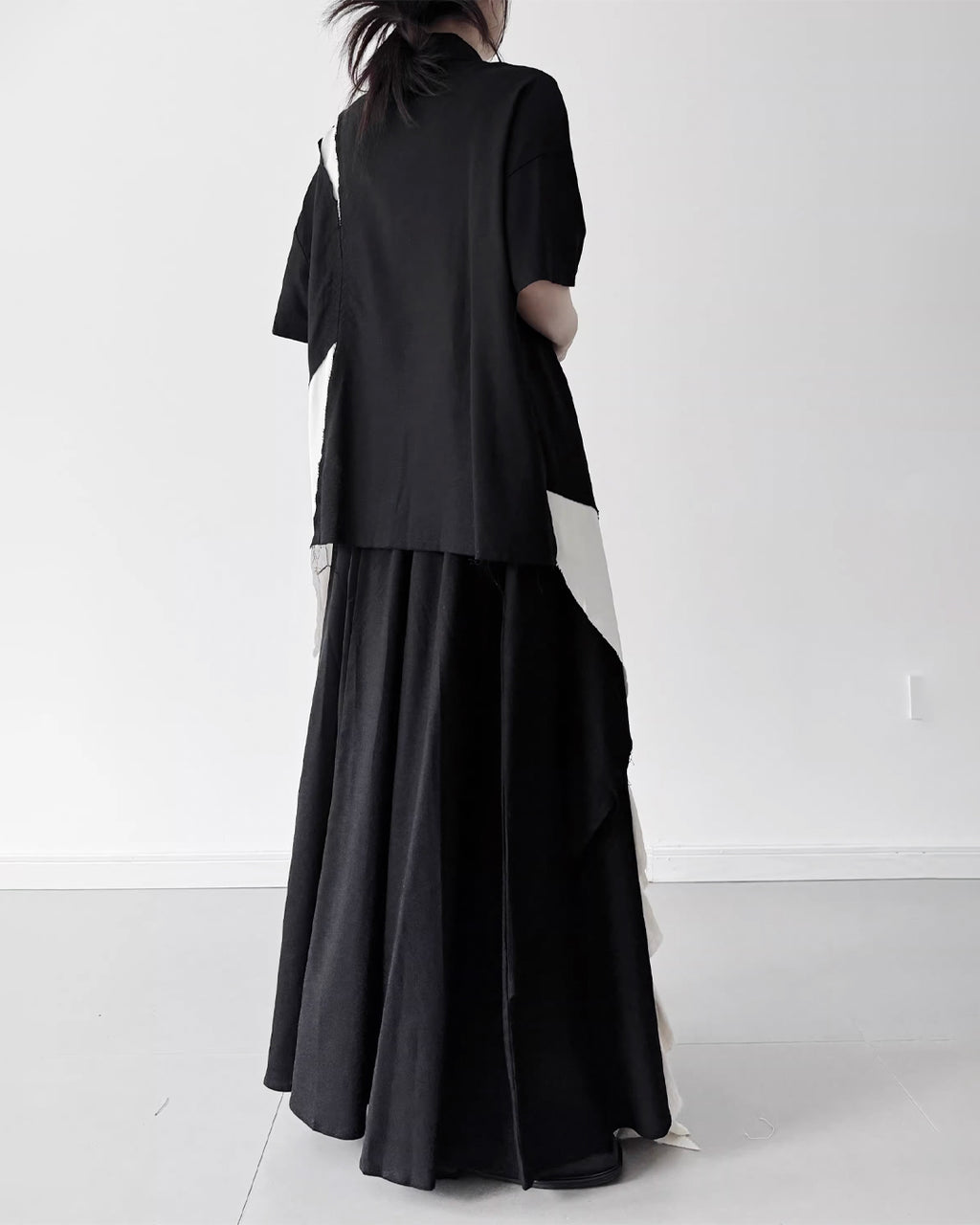 ♥RAW EDGE DRAPE PANEL SHIRT