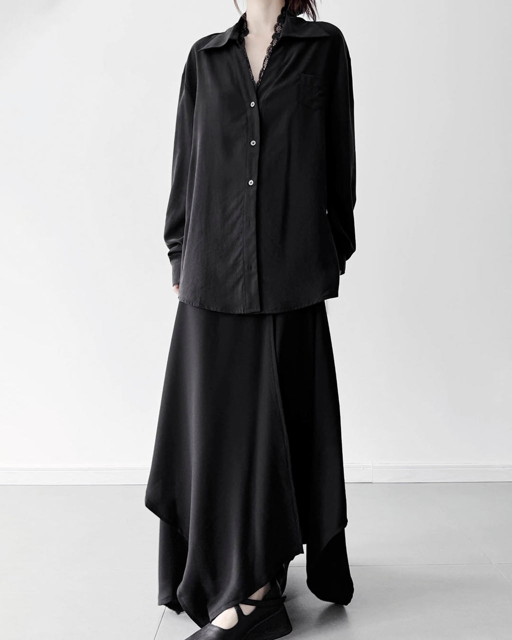 ♥LACE TRIM SHIRT