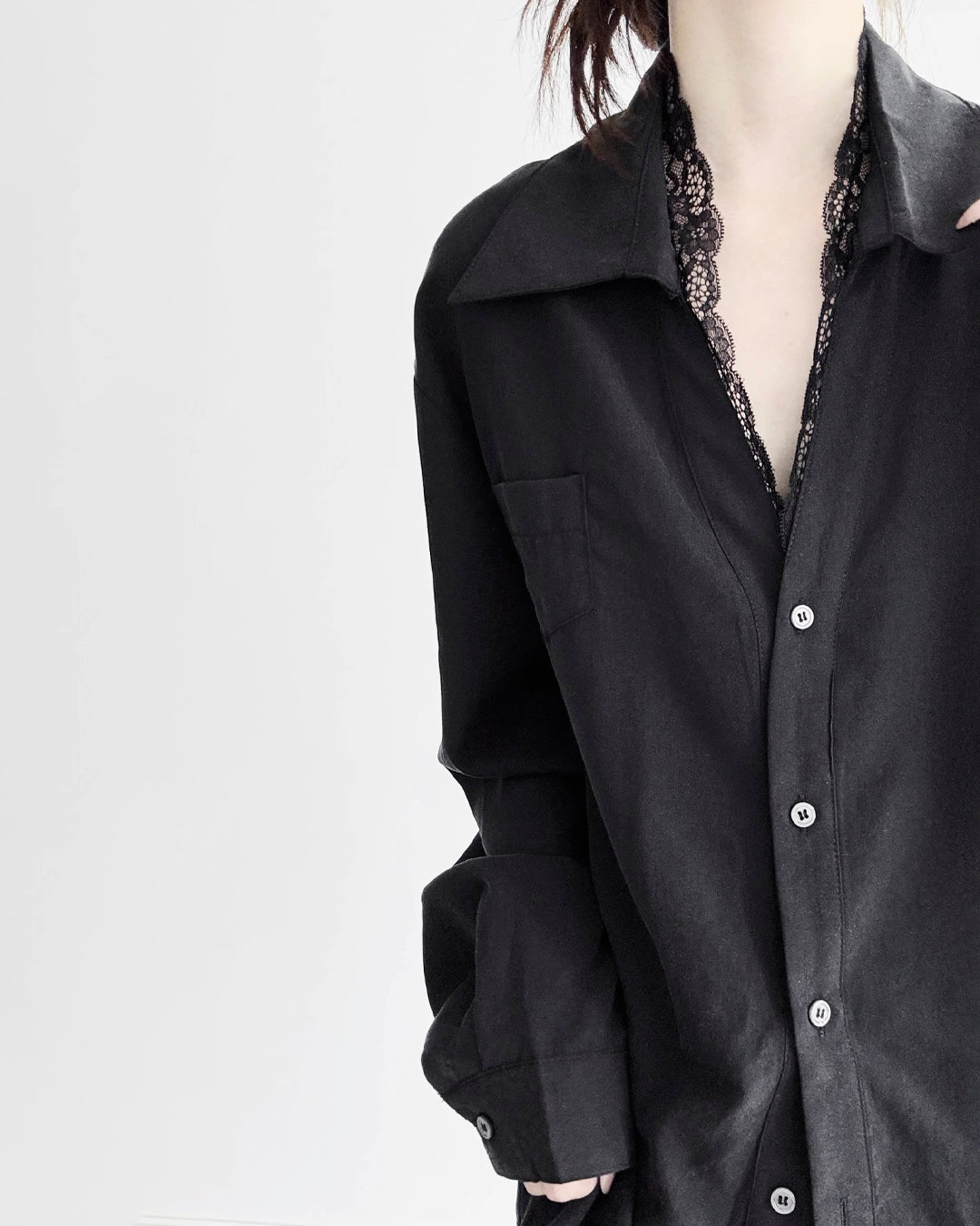 ♥LACE TRIM SHIRT