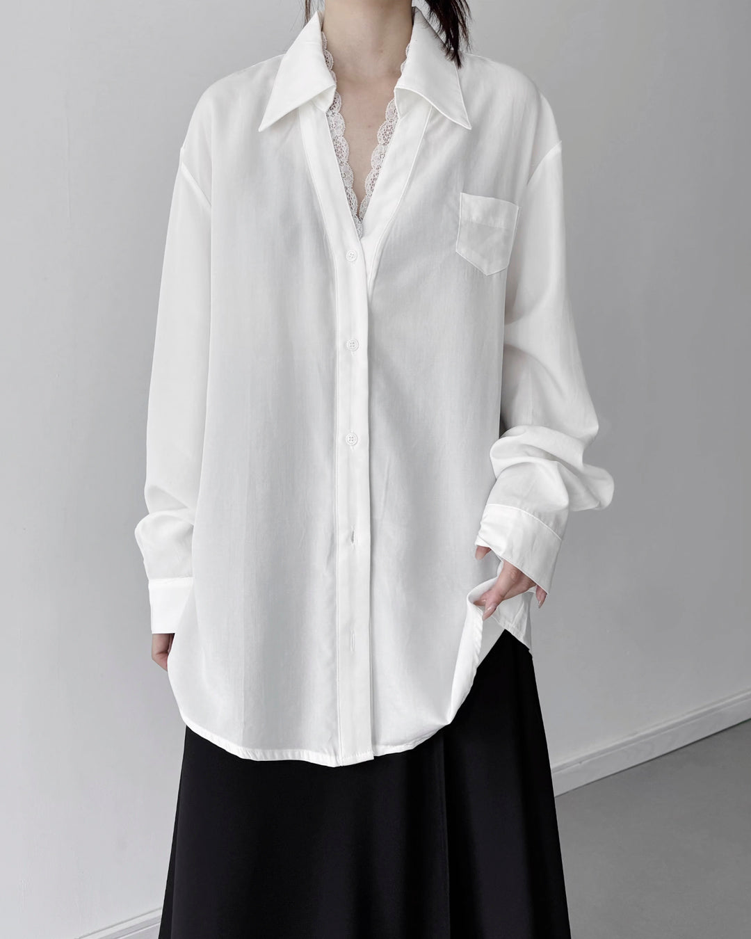 ♥LACE TRIM SHIRT