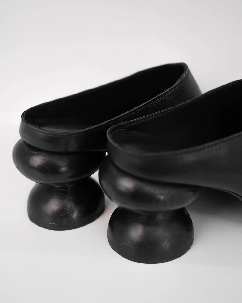 ♥SPHERE HEEL SQUARE LEATHER MULE