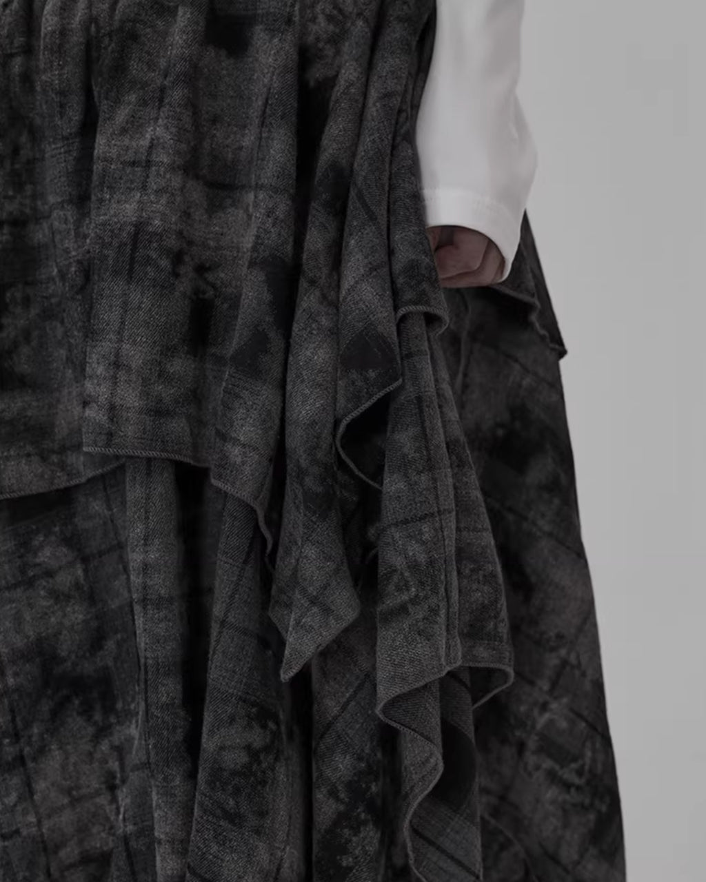 ♥IRREGULAR HEM LAYERED GRUNGE SKIRT