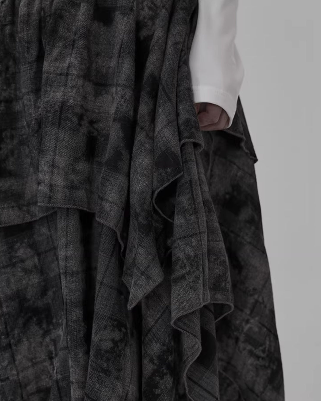 ♥IRREGULAR HEM LAYERED GRUNGE SKIRT