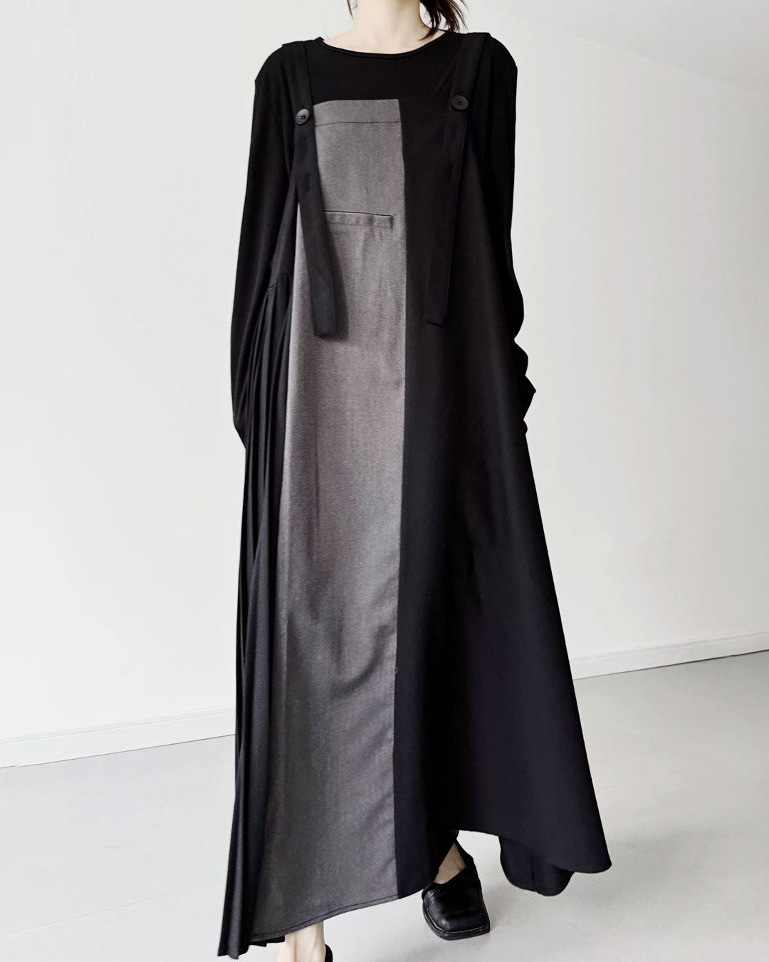 ♥TWO-TONE PLEATED SUSPENDER DRESS