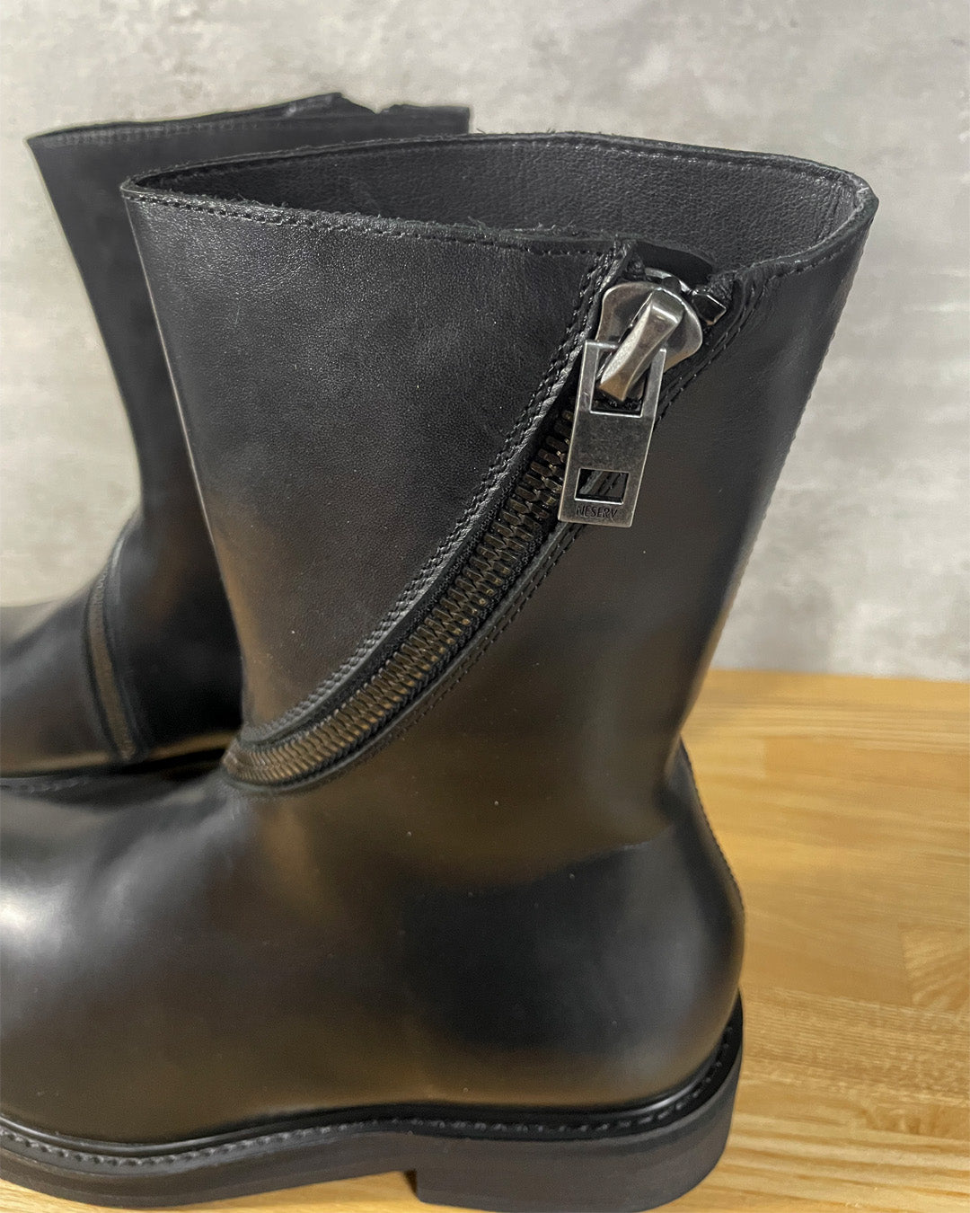 ♠♥ASYMMETRY ZIPPER BOOTS