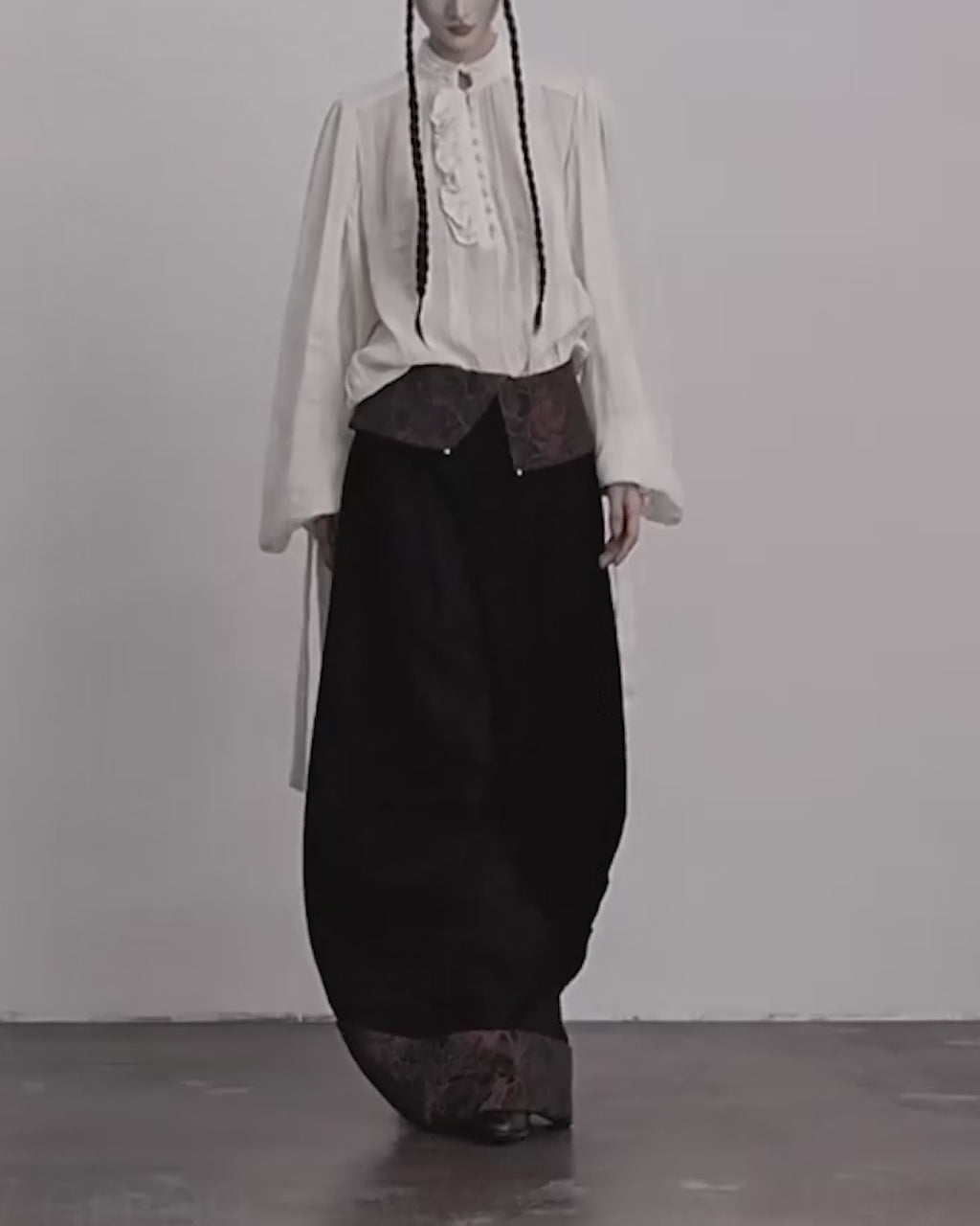 ♥CONTRAST COLLAR BARREL LEG PANTS