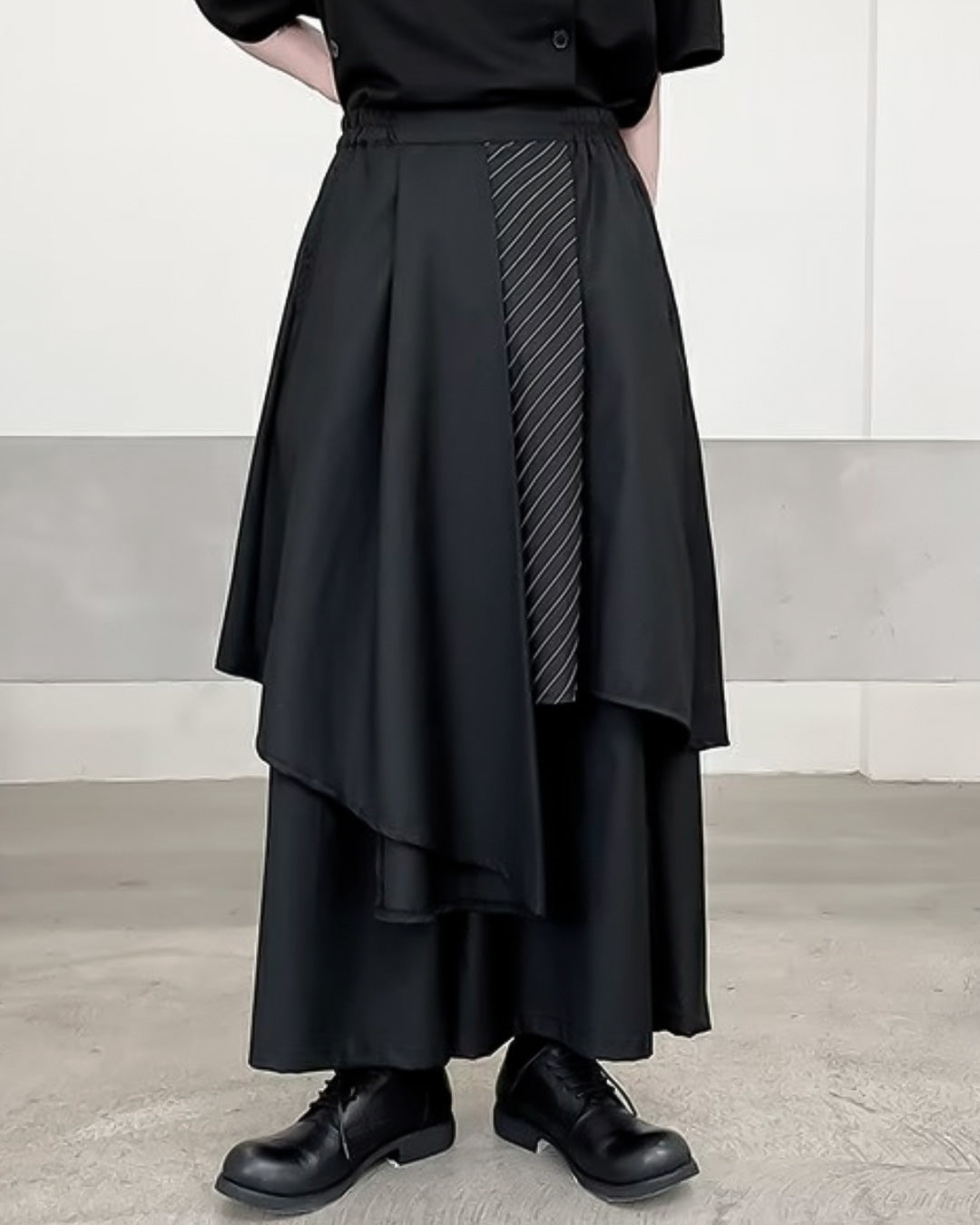 ♤DESIGN WIDE PANTS – Black Gravity