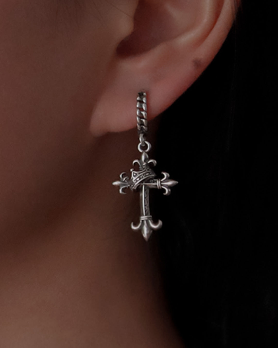 ♠♥GOTHIC CROSS PIERCE