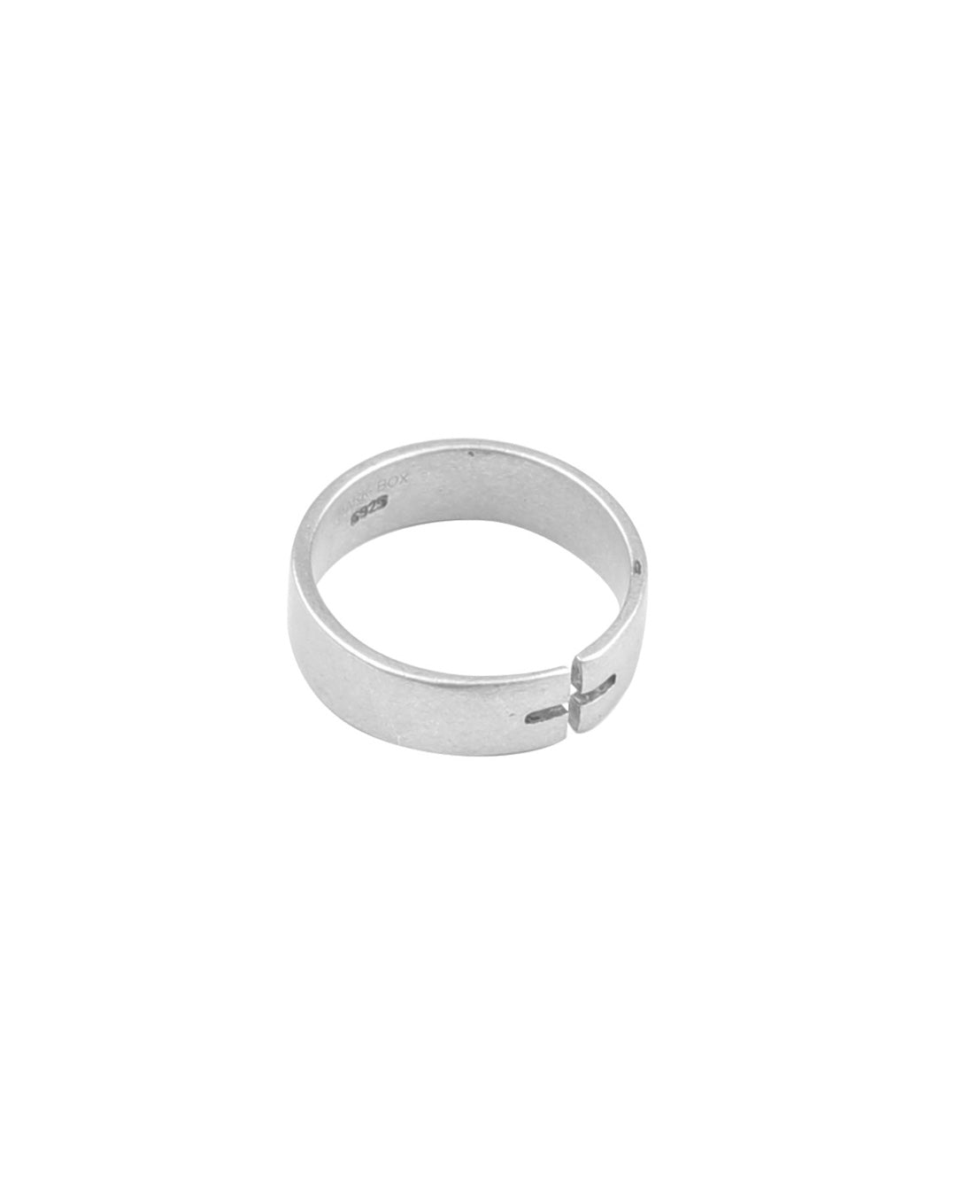 ♠♥CROSS HOLLOW RING